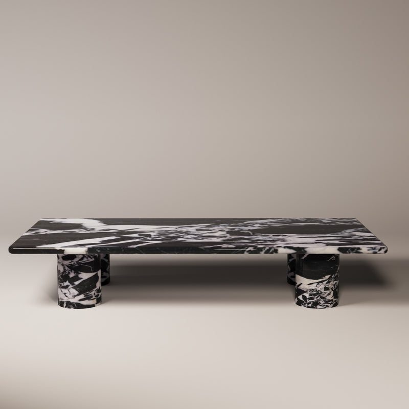 Noir Antique