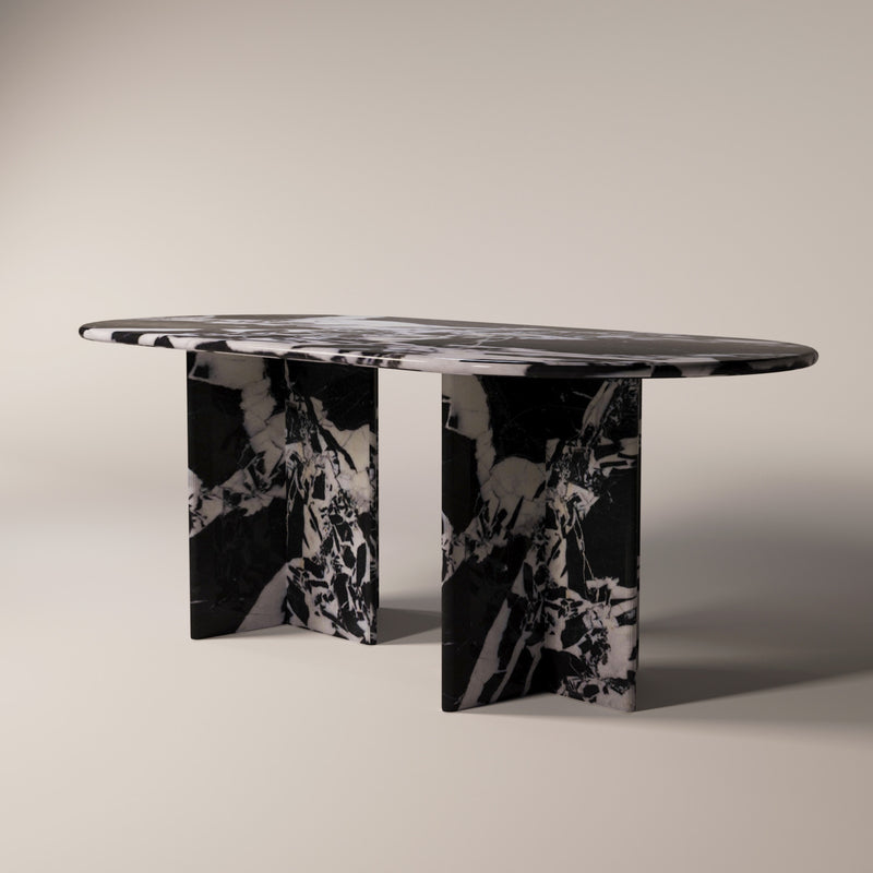 Noir Antique