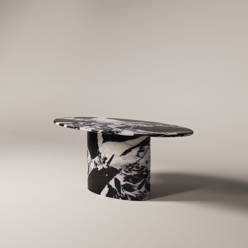 Noir Antique