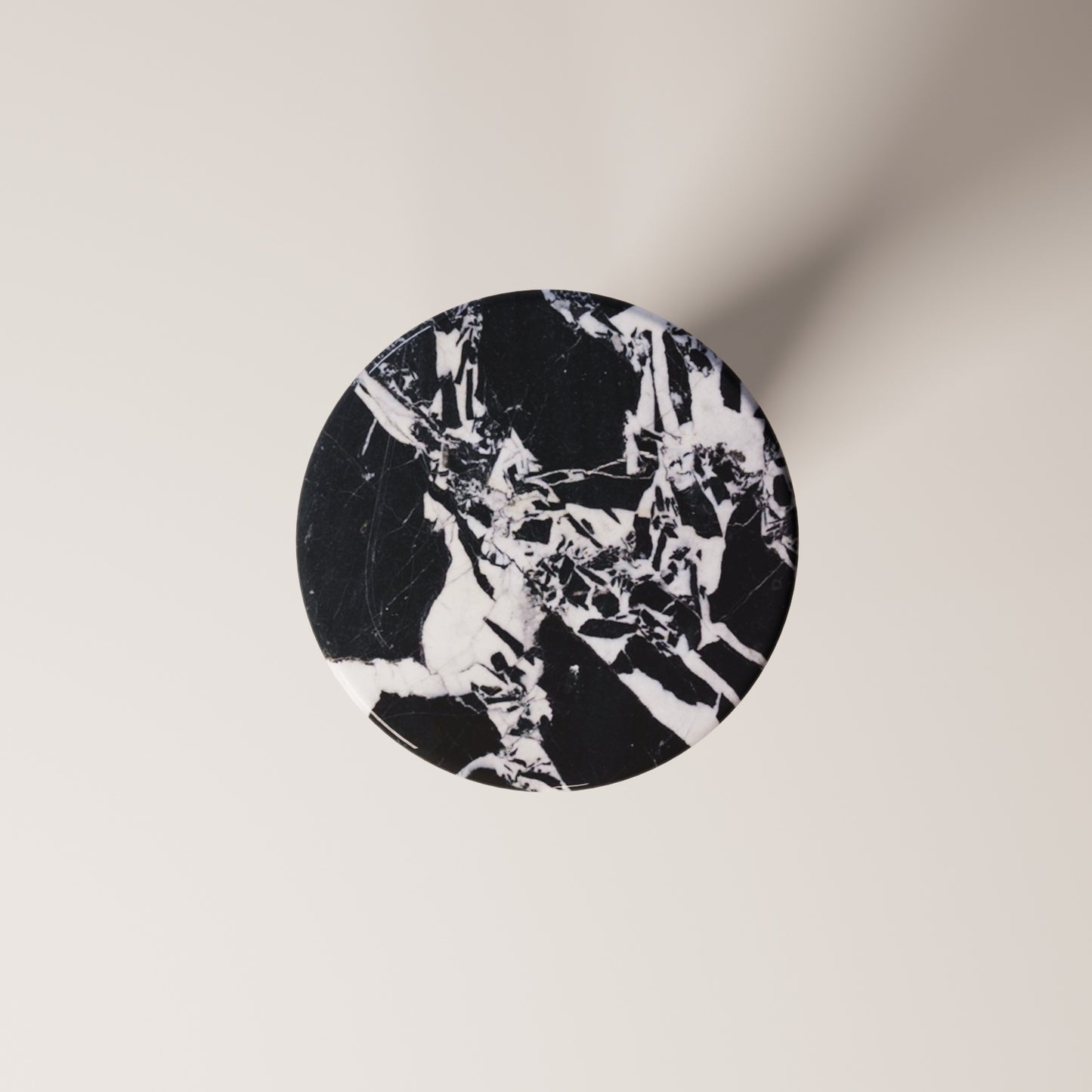 Noir Antique