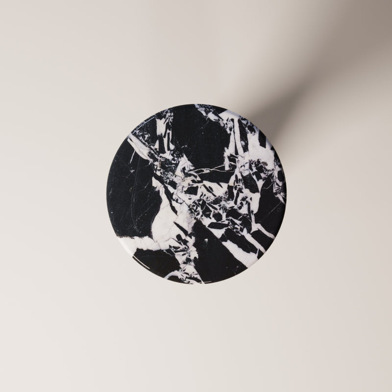 Noir Antique