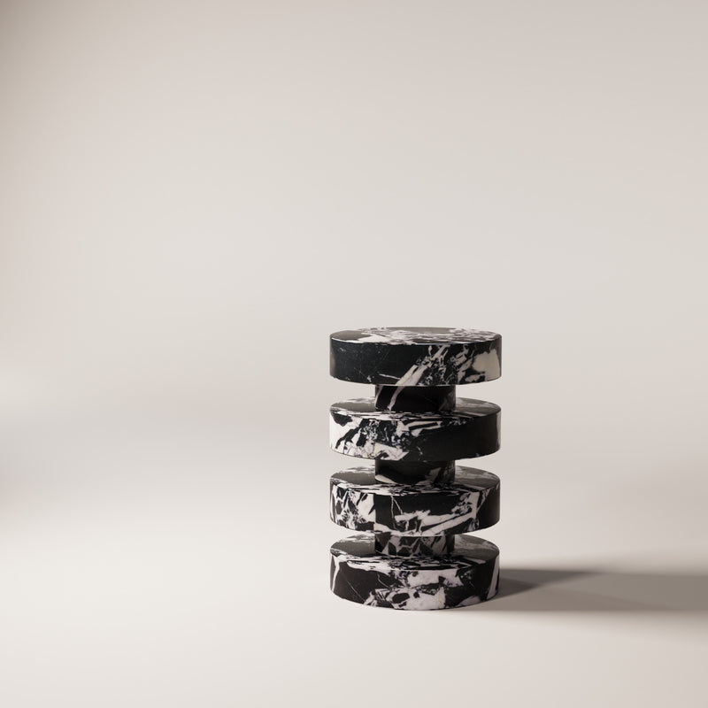 Noir Antique