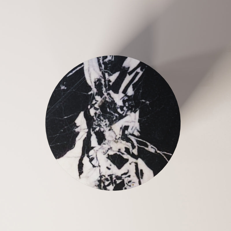 Noir Antique