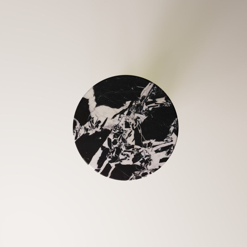 Noir Antique